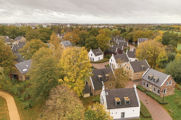 Ontdek de prachtige herfstkleuren in november tijdens je verblijf in Maastricht