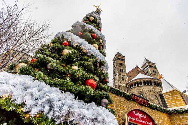 Vier de kerst tijdens je vakantie in Maastricht